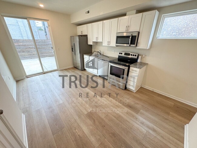 Photo - 1327 S 27th St