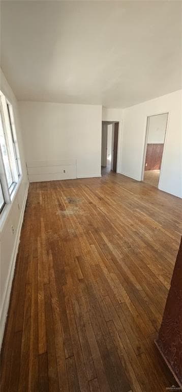 725 Westway Ave W