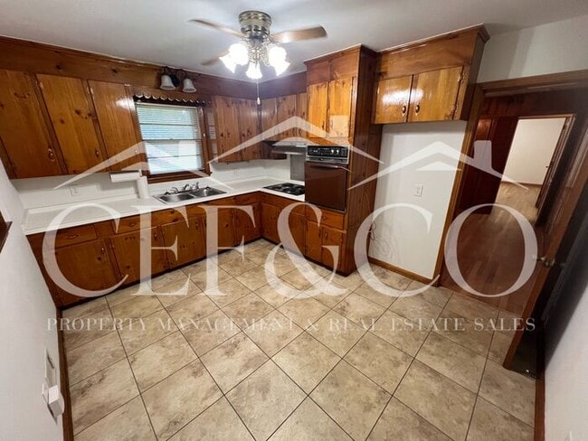 Photo - 412 Pierpont Ave Ext