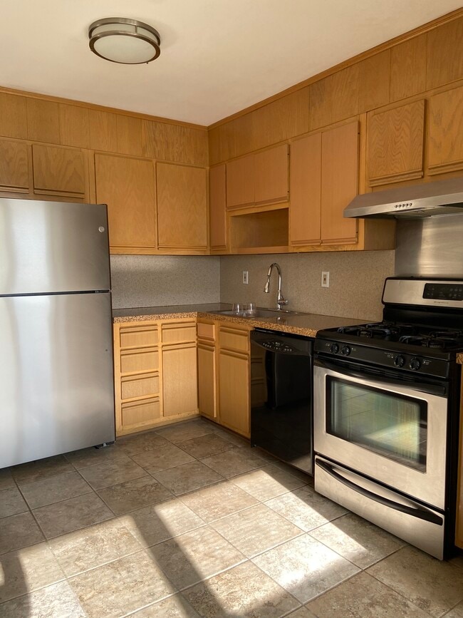 Photo - 57 Morgan Ln Unit 4b