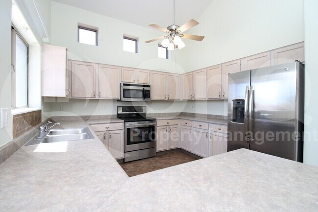 Photo - 13349 W Desert Rock Dr