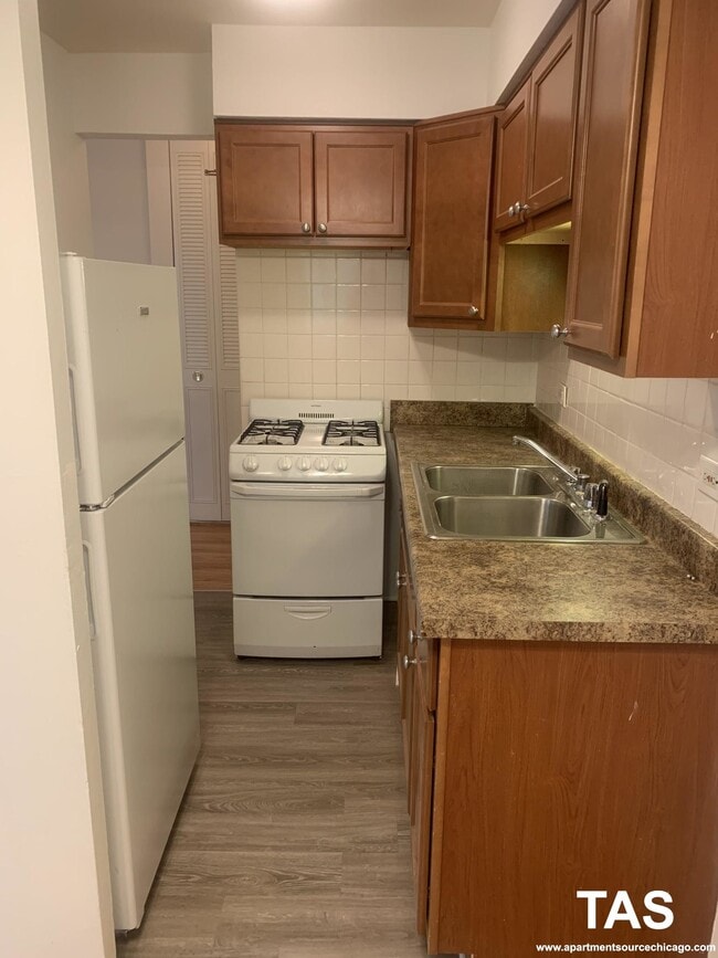 Photo - 540 W Roscoe St Unit 385