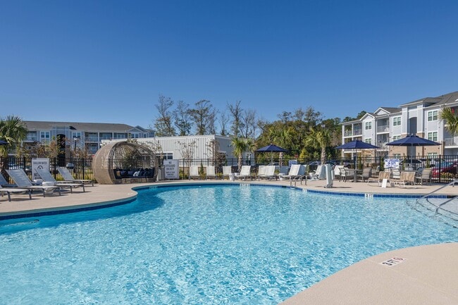 Photo - Hawthorne Waterway