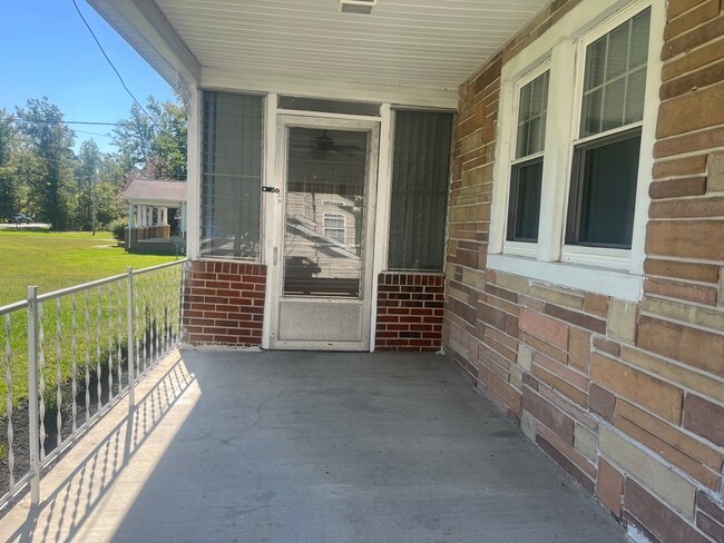 Photo - 3259 Livingston Rd