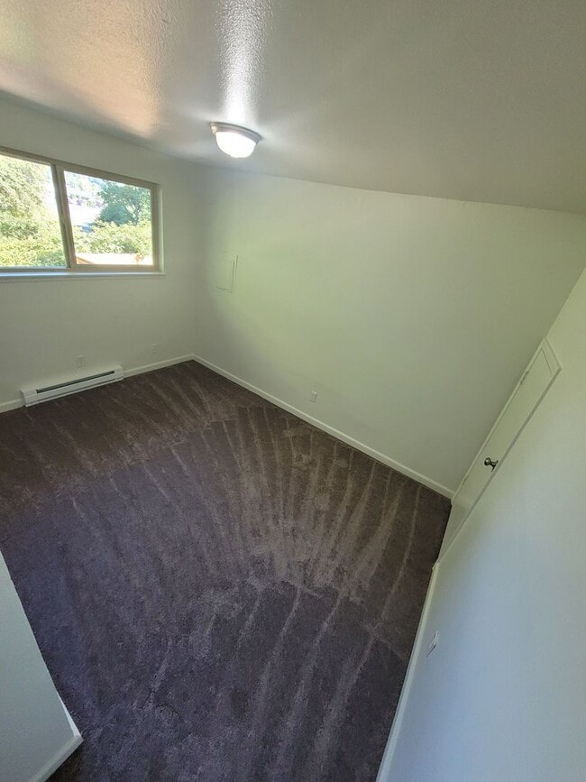 Photo - 748 N 12th Ave