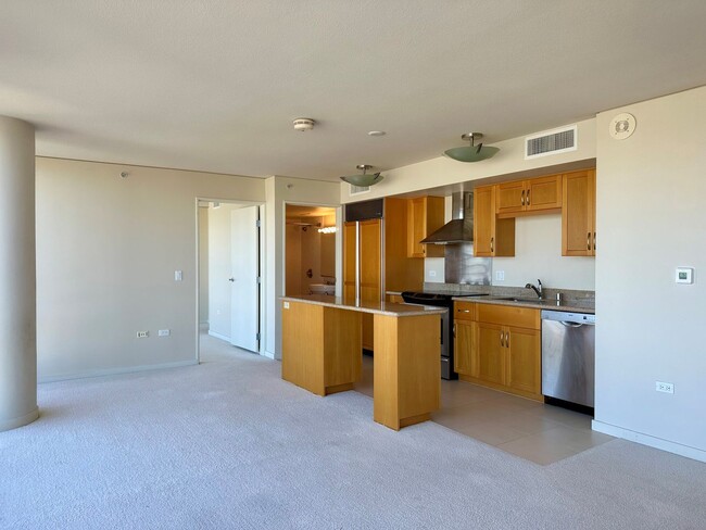 Photo - Moana Pacific West Tower 1BR/1BA/1PK
