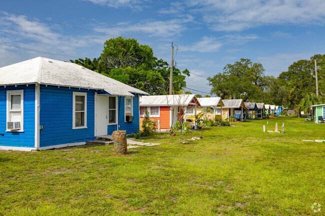 2664 Pineapple Ave Melbourne, FL 32935 - Rocky Water Park