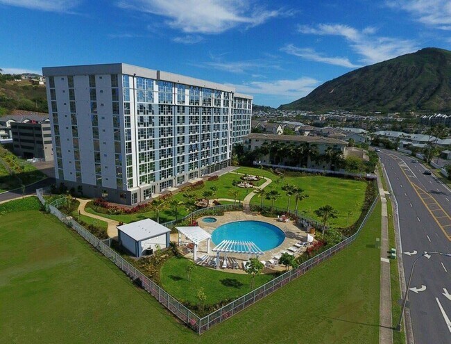 Building Photo - Gorgeous Hale Ka Lae 2-Bedroom/2-Bath/2-Pa... Rental