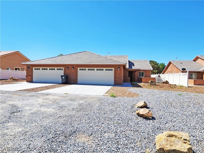 Building Photo - 1229 Bourbon St