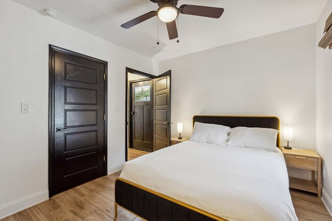 Photo - 309 N McLean Blvd Unit SI ID1608503P