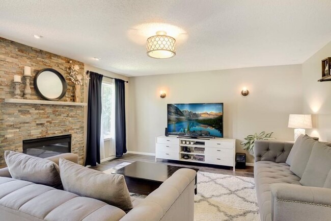 Photo - 19799 Canada Ave