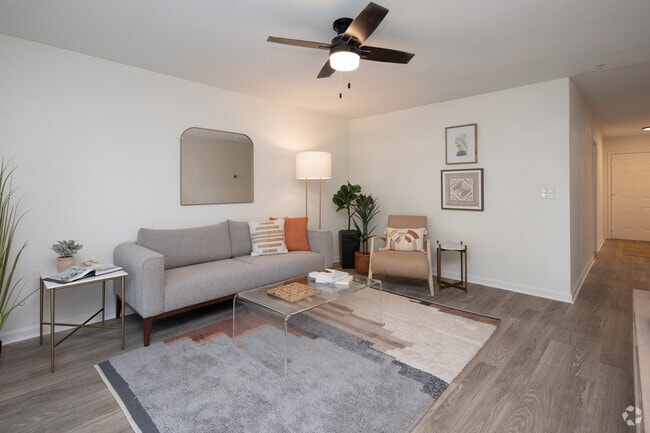 1BR, 1BA - The Concord - 787SF - Living Room - The Emerson