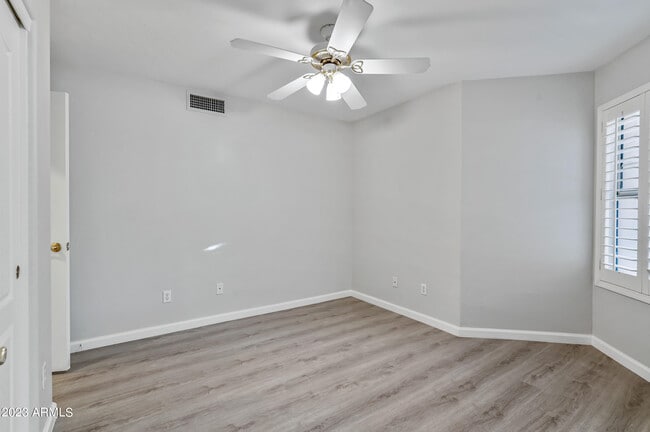 Photo - 4728 E South Fork Dr