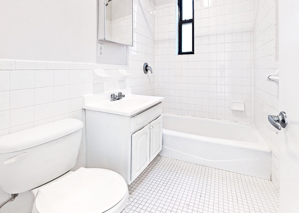 Photo - Adam Clayton Powell Junior Boulevard Unit 4A