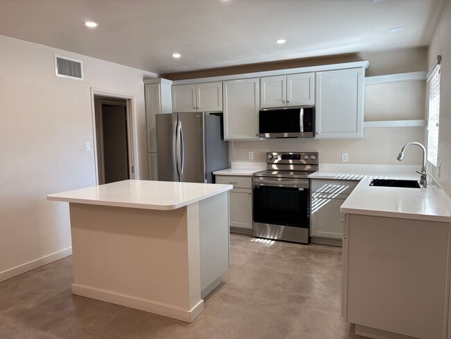 Photo - 3 Bedroom Brick Home