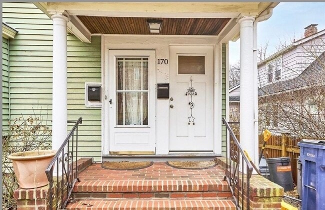 Photo - 170 Walter St Unit 2
