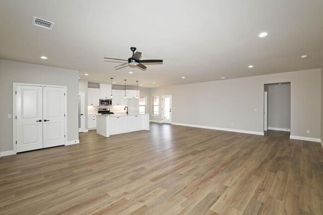 Photo - 4707 Scotty Dr