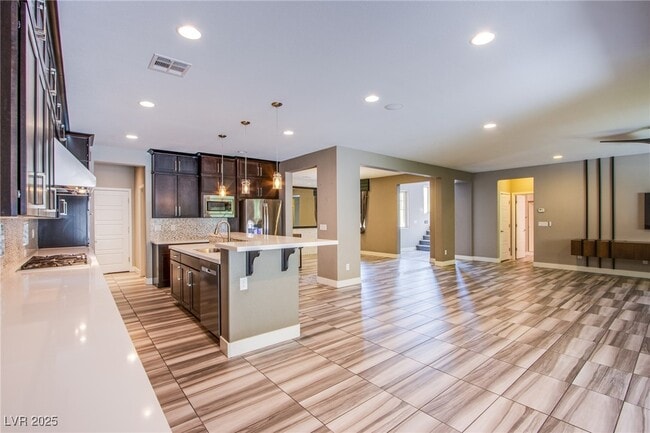 Building Photo - 5863 Glory Heights Dr Rental