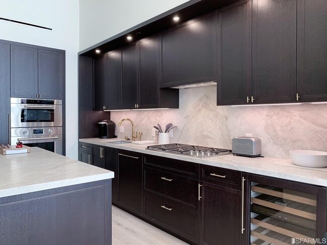 Photo - 288 Pacific Ave