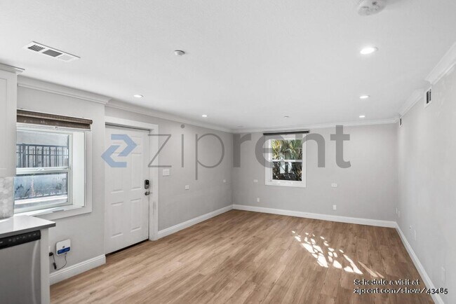 Photo - 1128 Adeline St
