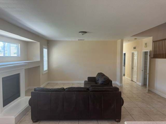13884 Oak Tree Ln