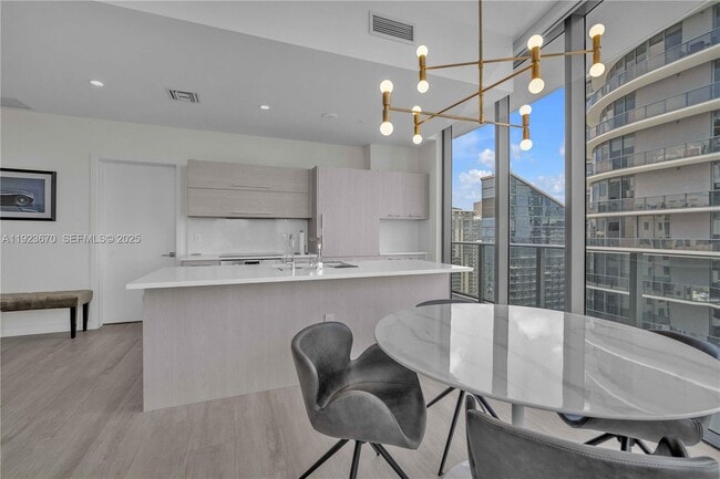 Photo - 55 SW 9th St Unit 4403