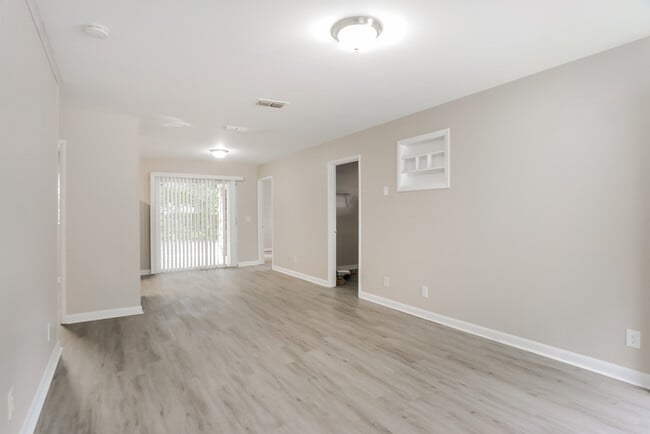 Photo - 7562 Wheat Rd
