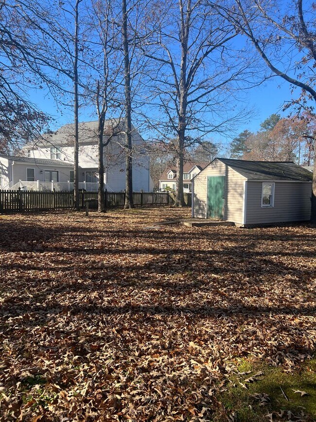 Photo - 7413 Cross Point Ln