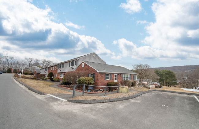 Building Photo - 86 Old Farms Ln