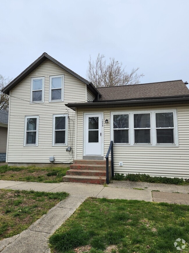 Building Photo - 1025 Morrison Ave Rental