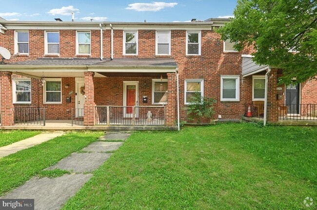Building Photo - 3427 Woodstock Ave Rental