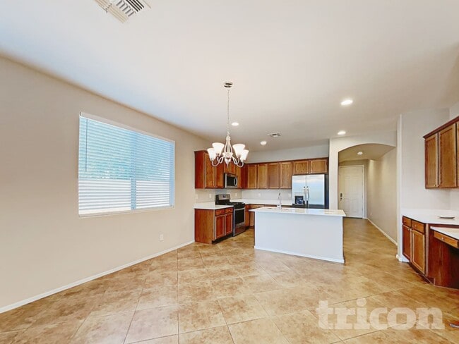 Photo - 18253 W Eva St