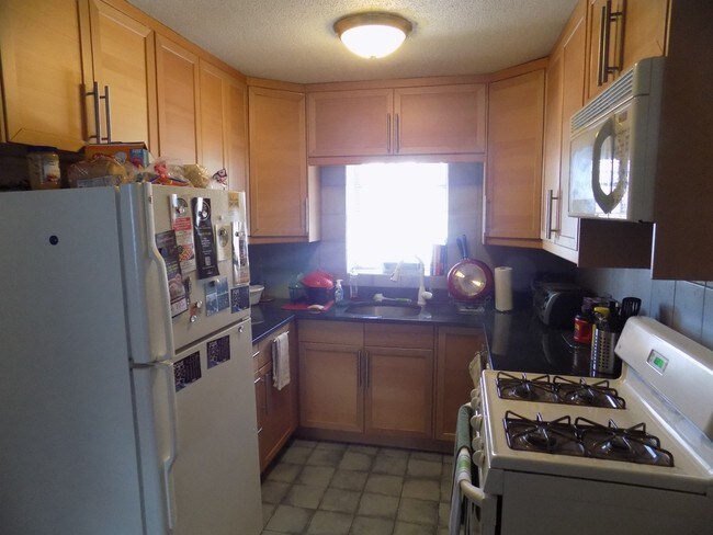 Photo - 104 Lake Shore Rd Unit 2