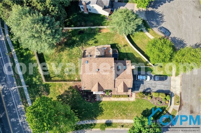Photo - 13017 Weiss Dr