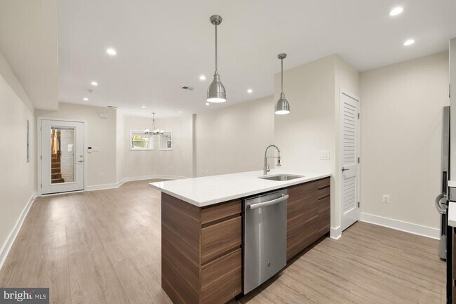 Photo - 58 T St NW Unit 1