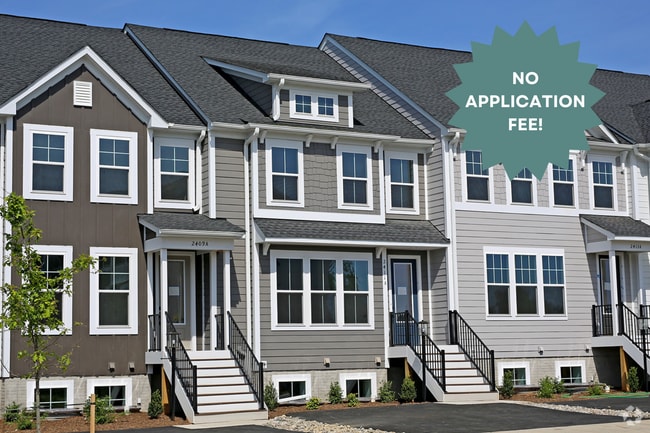 Building Photo - Pet-Friendly Glenbrook Townhome Near Croze...