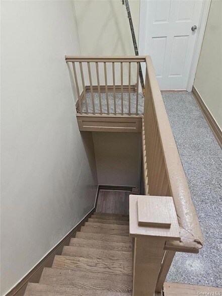 Photo - 485 Rogers Ave