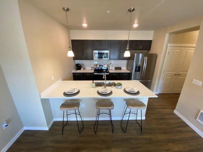 Photo - 2 Bedroom, 2 Bath Apartment in West Olympi...