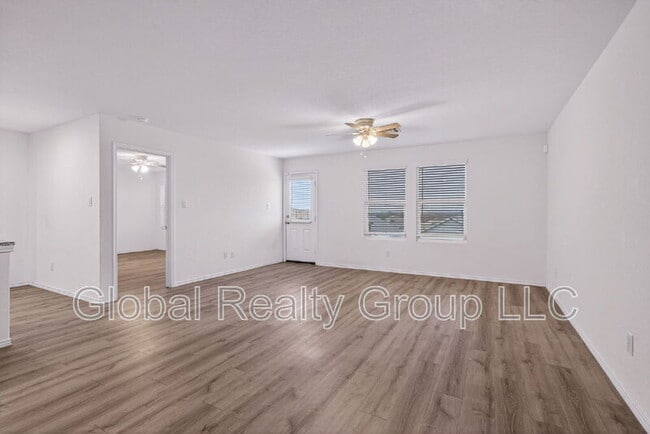 Photo - 5832 Forenoon Dr