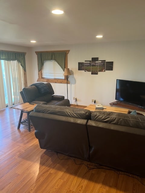 466 Overlook Ct