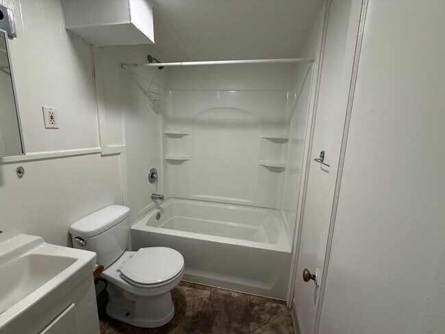 Photo - 716 S 32nd St Unit 2
