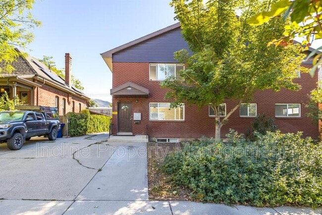 Building Photo - 627 S 500 E Unit A