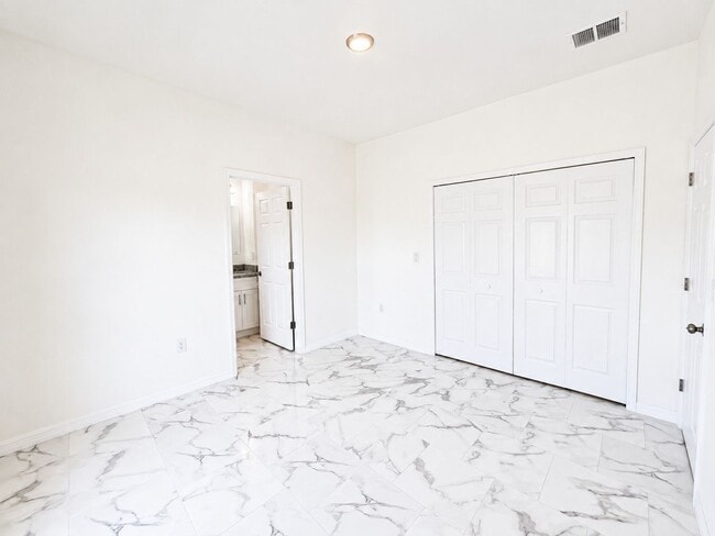Photo - 1138 Rambler St