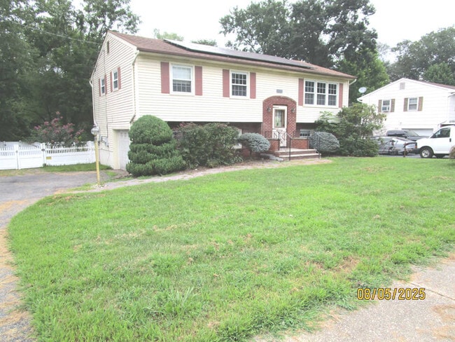 Building Photo - 36 Andover Rd Rental