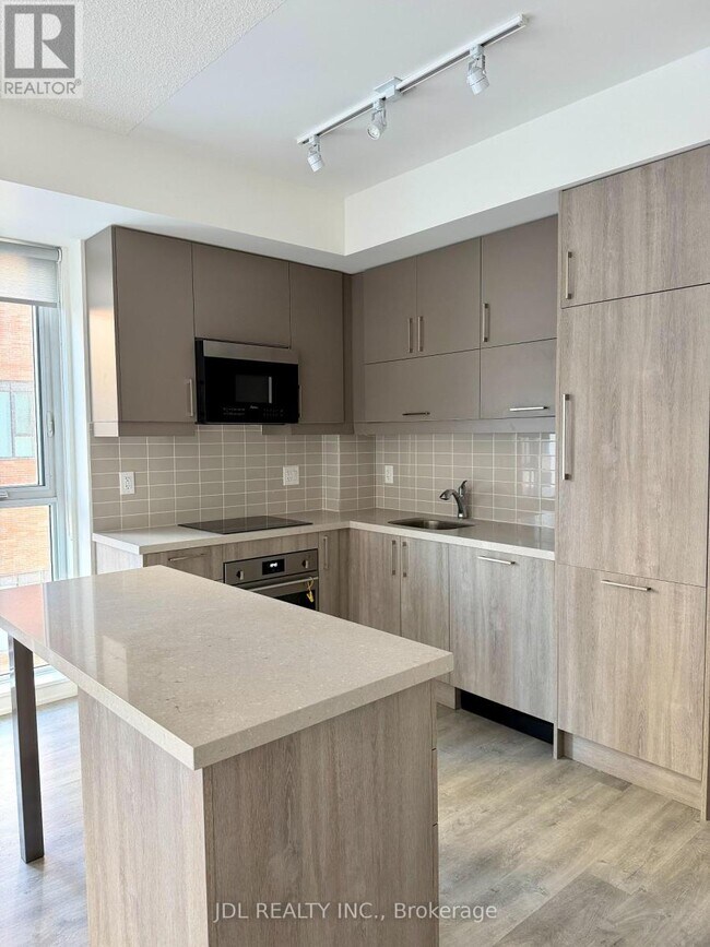 Photo - 8119 Birchmount Rd Unité 810