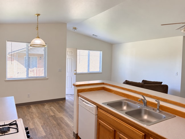 762 NE Savannah Dr Unit 762
