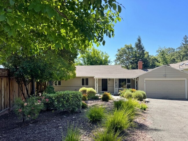 Photo - Charming 3 bedroom, 1 bath single level home in Lafayette-Move in ready!