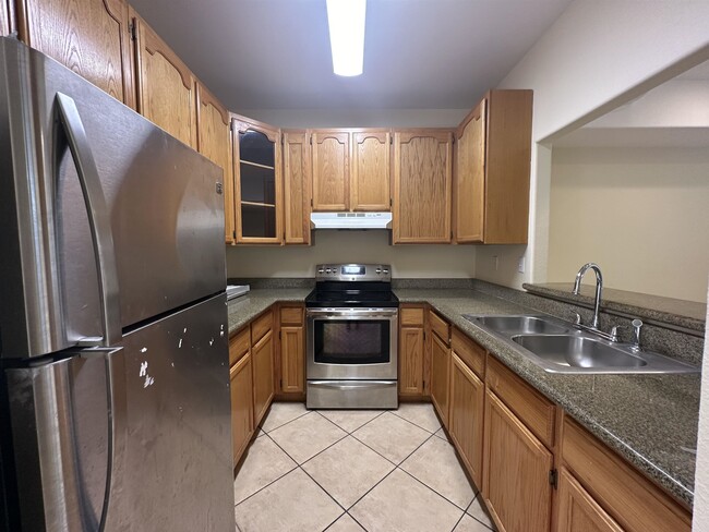 Photo - 1000 Ranchway Dr Unidad 63