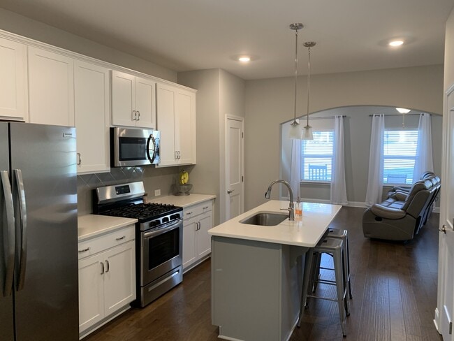 Photo - 641 Trotters Aly