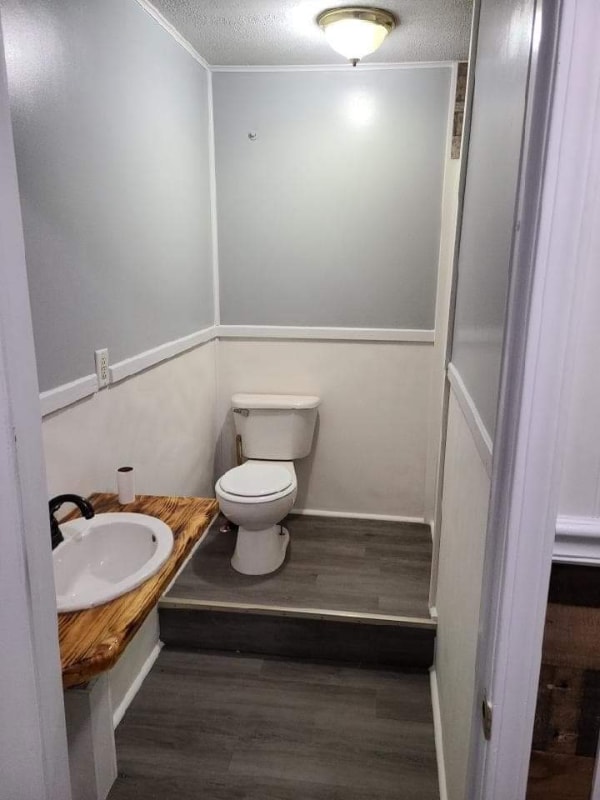 Photo - 1901 Beaver Rd